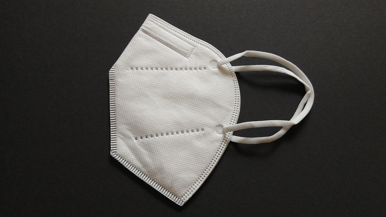 方盒欧盟扁蓝555：股票开户那个平台好