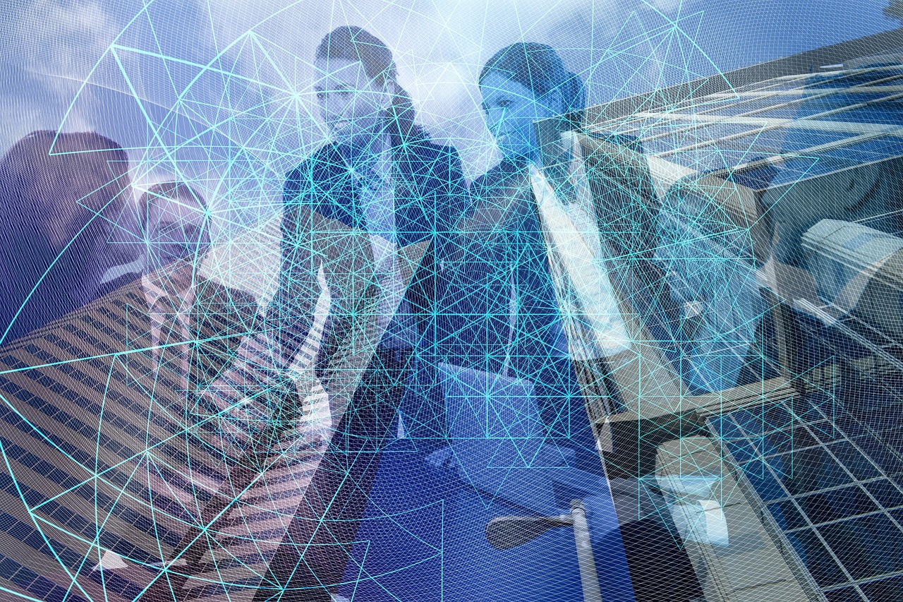 光辉2制定社交服务策略，提高客户互动